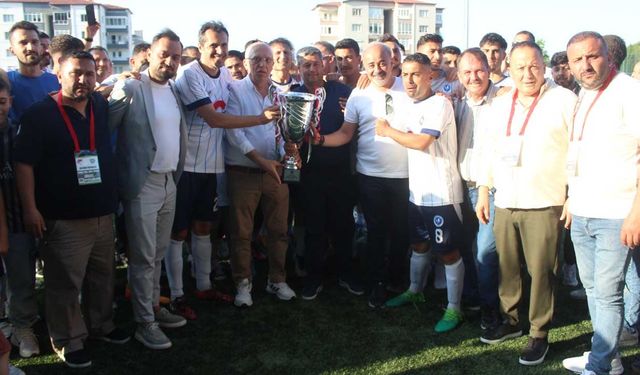 BAL’DA 4 DENİZLİLİ