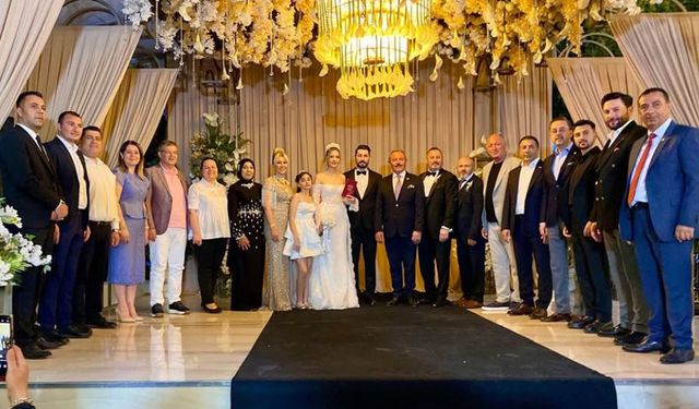 İŞ VE SİYASET DÜNYASI  BU DÜĞÜNDE BULUŞTU