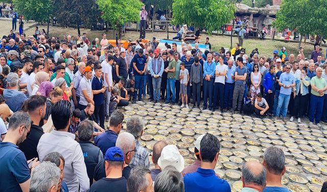 KAZANLAR KAYNADI ELLER YAĞMUR İÇİN AÇILDI