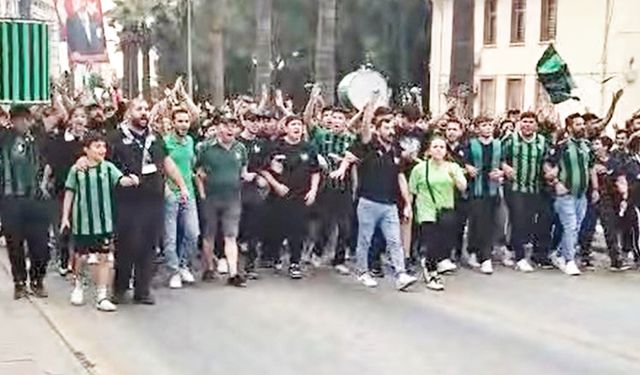 AMATÖRE DÜŞEN TAKIMIN ŞAMPİYON TARAFTARI