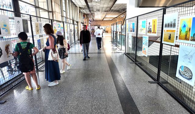 5. ULUSLARARASI KARİKATÜR YARIŞMASI SERGİSİ FARKLI BİR MEKANDA AÇILDI