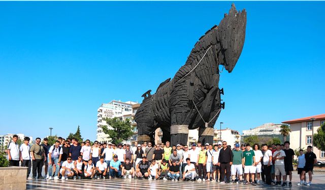 MAHALLEMDE MAÇ VAR TURNUVASI’NIN FİNALİSTLERİ ÇANAKKALE’DE