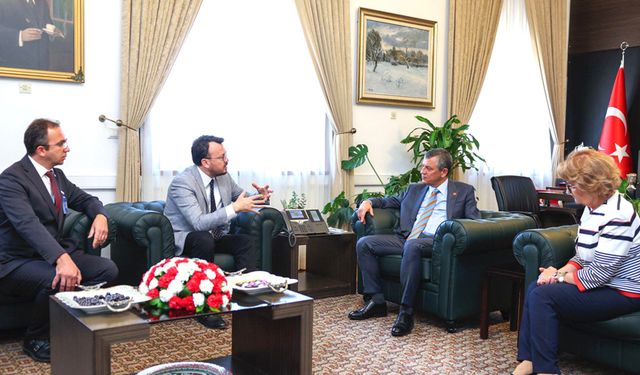 BAŞKANLAR ÖZEL İLE GÖRÜŞTÜ