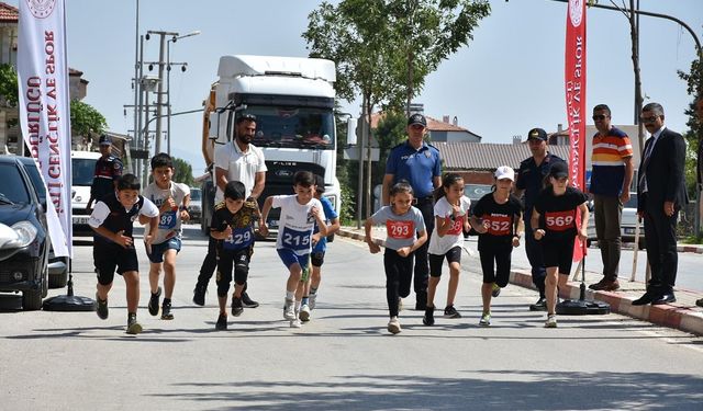 KALE’DE 15 TEMMUZ ETKİNLİKLERİ KAPSAMINDA DÜZENLENDİ