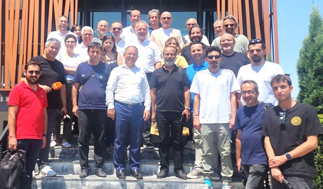 DÜNYA’NIN 5 DEVİ ARASINDA OLMAK