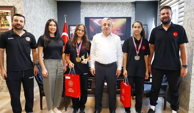 ŞAMPİYONLARDAN ZİYARET