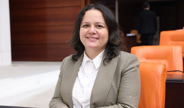 NİLGÜN ÖK’TEN MESAJ: NİCE ZAFERLERE TÜRKİYE