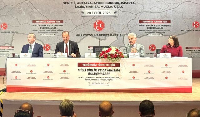 REKOR KATILIM İLE DENİZLİ’DEN HAYKIRDILAR: “TERÖRSÜZ TÜRKİYE”