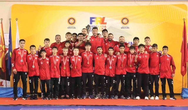 DENİZLİLİ GÜREŞÇİLER BALKANLARI FETHETTİ