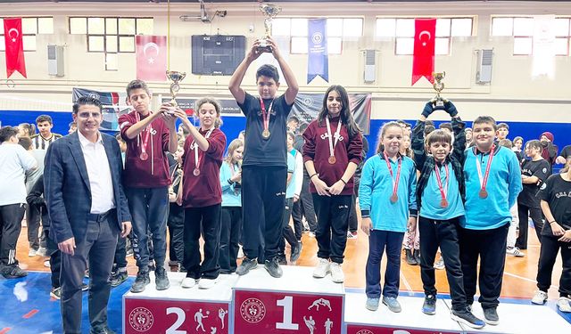 ÇAL’DA CURLİNG HEYECANI