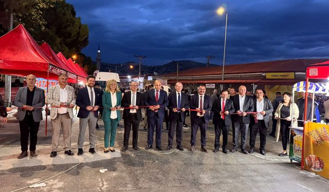 YENİCEKENT TRİPOLİS KÜLTÜR, ÜZÜM VE NAR FESTİVALİ BAŞLADI