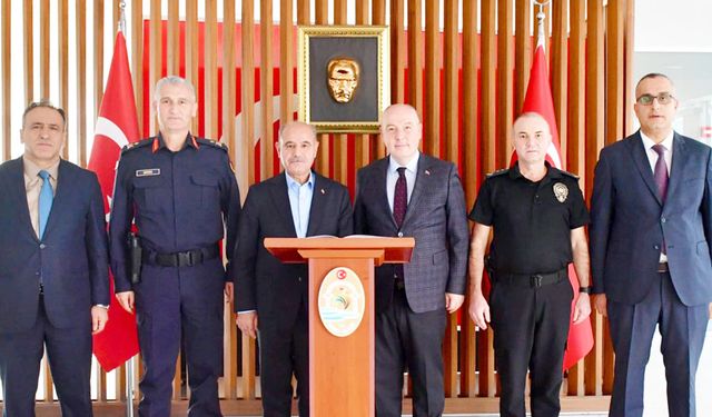 İÇİŞLERİ BAKAN YARDIMCISI MEHMET AKTAŞ VALİLİĞİ ZİYARET ETTİ