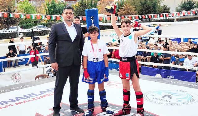 KİCK BOKS NEFES KESTİ