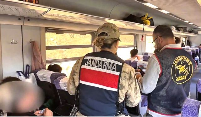 GÖÇMEN KAÇAKÇILIĞINA DARBE