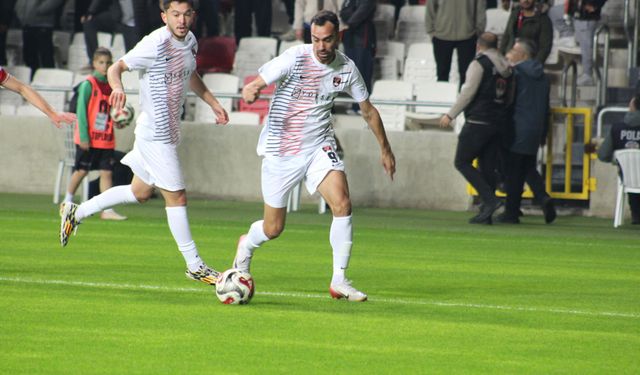 DENİZLİ İDMAN YURDU DEPLASMANDA KARŞIYAKA’YA 2-0 YENİLDİ