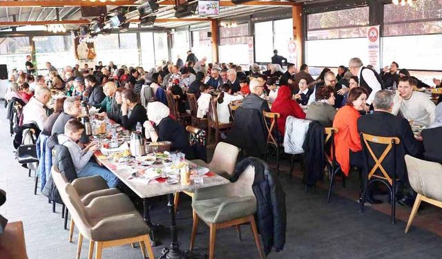 SERİNHİSARLILAR KAHVALTIDA BULUŞTU