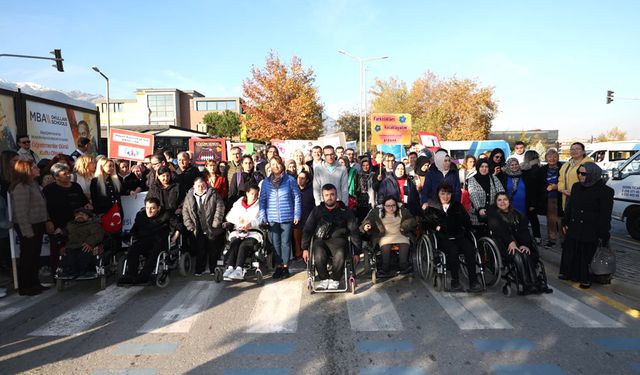 ENGELSİZ FEST COŞKUSU