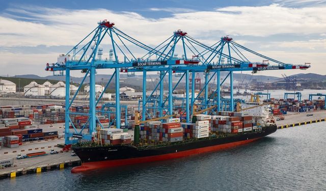 DENİZLİ'DE İTHALAT AZALDI, İHRACAT ARTTI