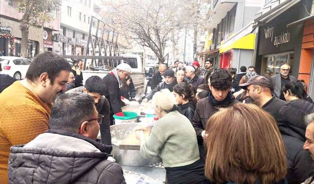 MİMAR SİNAN CADDESİ ESNAFINDAN KANDİL HAYRI