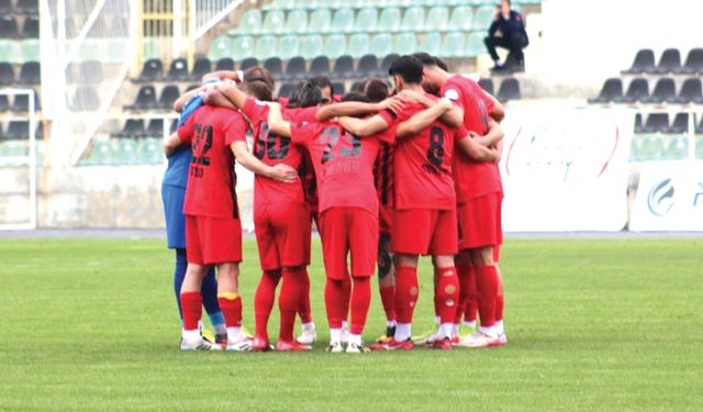 DENİZLİ İDMAN YURDU KENDİ EVİNDE YIKILDI