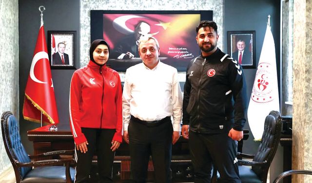 MİLLİ KARATECİDEN ERDOĞAN’A ZİYARET