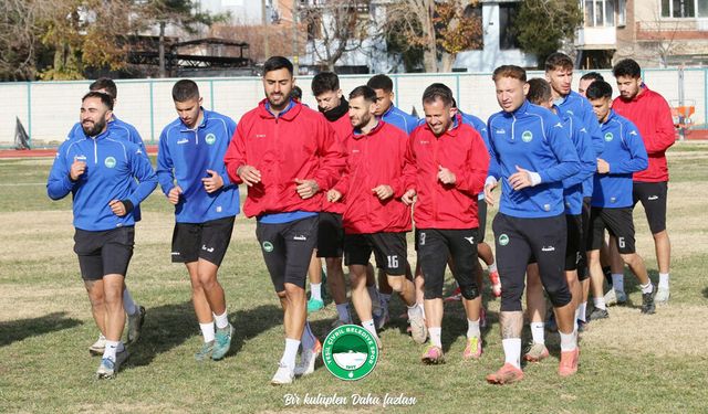 YEŞİL ÇİVRİL BELEDİYESPOR TELAFİ PEŞİNDE