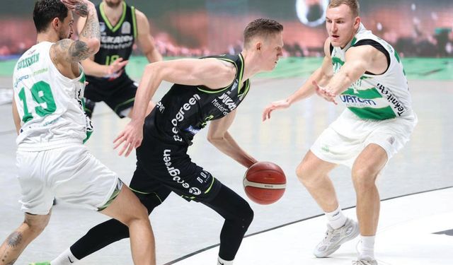 UZATMADA GELEN ZAFER