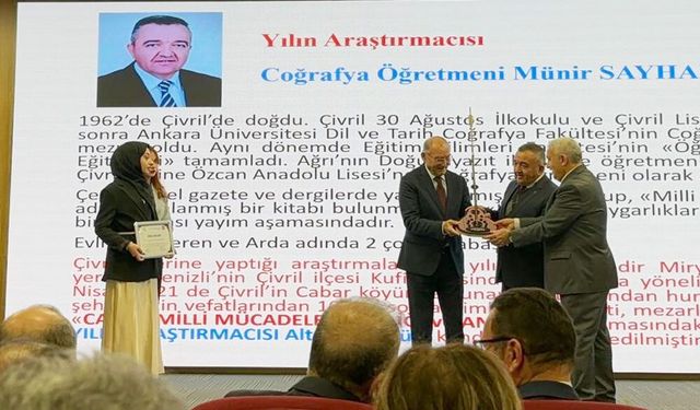 VALİ COŞKUN'A  “ALTIN OK” ÖDÜLÜ