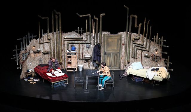 DENİZLİ BÜYÜKŞEHİR TİYATROSU’NA ULUSLARARASI ÖDÜL