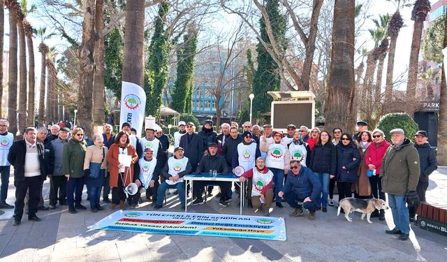 EMEKLİLER MEYDANLARDA