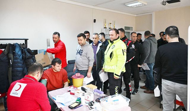 DENİZLİ POLİSİNDEN İYİLİK KUYRUĞU