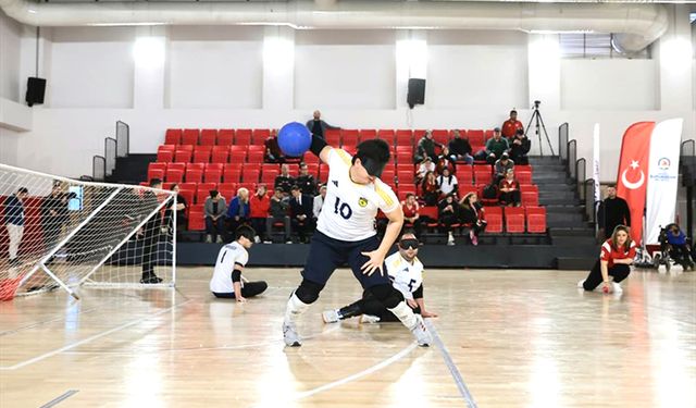 BRAİLLE ALFABELİ KUPA VE MADALYA