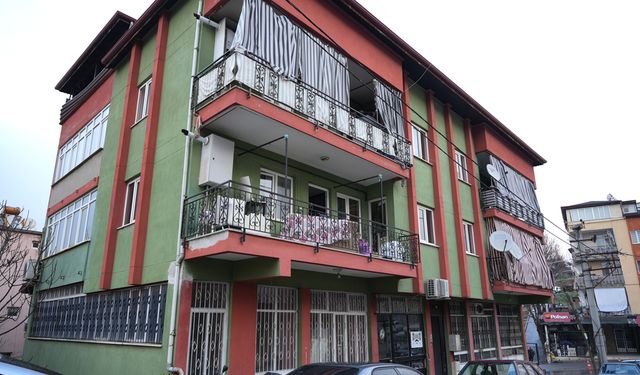 İŞ İÇİN GİTTİ, BOŞ EVE DÖNDÜ