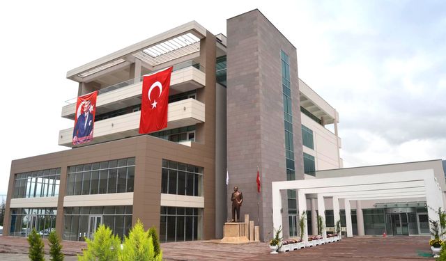 DENİZLİ BAROSU KADIN HAKLARI KOMİSYONU’NDAN KADIN CİNAYETLERİNE SERT TEPKİ