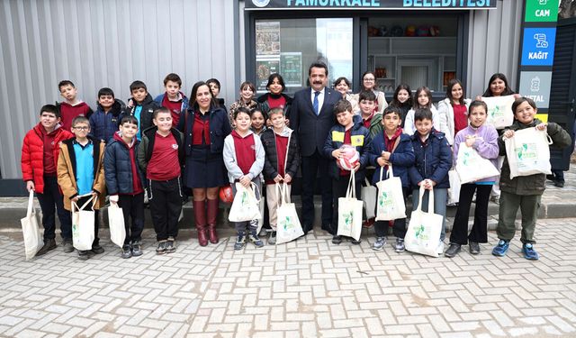 PAMUKKALE’DE ATIKLAR SEVİNCE DÖNÜŞTÜ