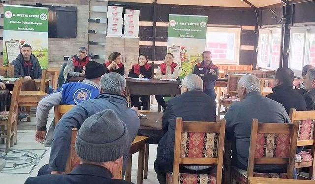 BULDAN'DA ÜRETECİLERE BİTKİ SAĞLIĞI EĞİTİMİ
