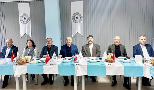 DENİZLİ GÖNÜLLÜ PLATFORMU İFTARDA BULUŞTU