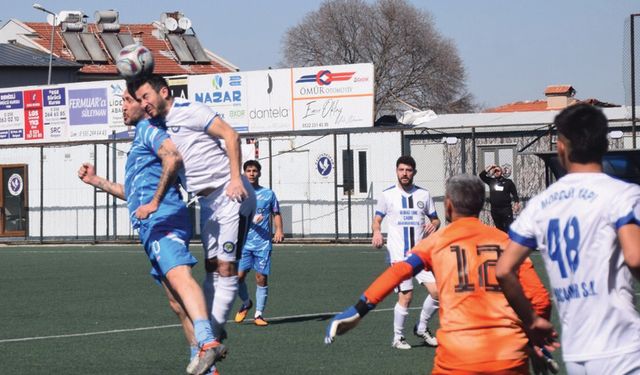 KOCAÇINAR LİDERİ DEVİRDİ: 2-1