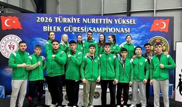 BİLEKLERİ BÜKÜLMEDİ