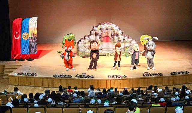 MİNİK ORMAN DOSTLARI MÜZİKALDE BULUŞTU