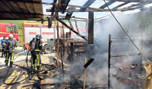 SARAYKÖY’DE HAYVAN BARINAĞI ALEV ALDI