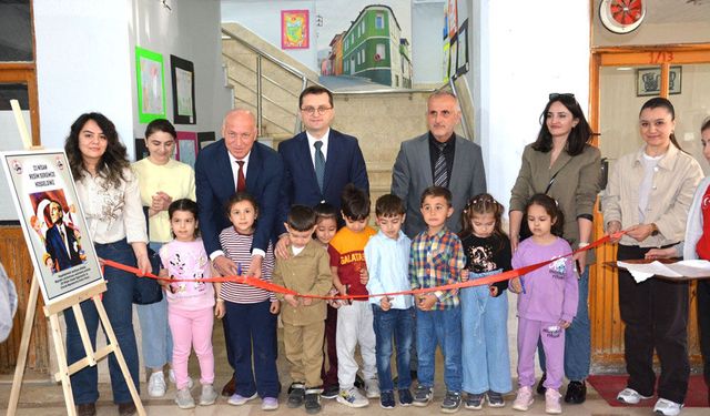 HER BİR RESİMDE UMUT NEŞE VE BAYRAM VAR