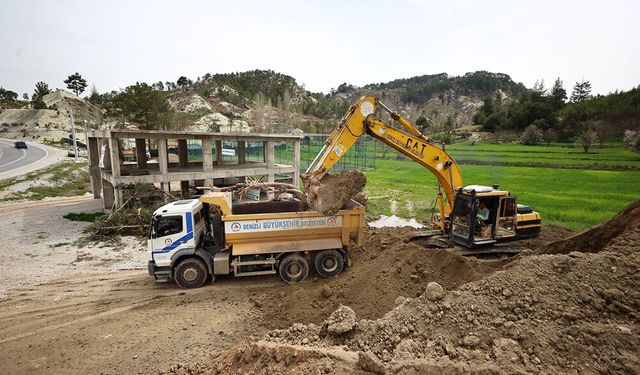 ELMALI YOLU, MODERN ÜST YAPIYA KAVUŞUYOR