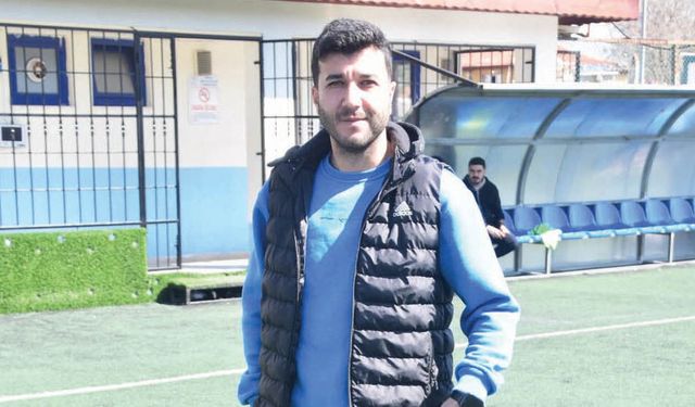 ŞAMPİYON HOCA’DAN SÜRPRİZ KARAR