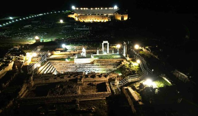 TURİZMDE GECE KEYFİ BAŞLIYOR