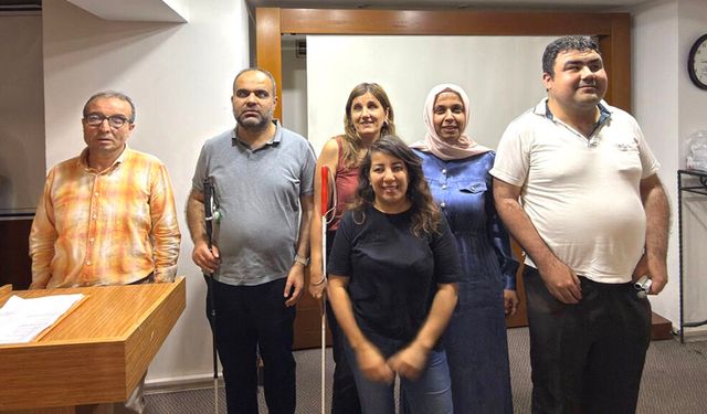 KAMİL AY GÜVEN TAZELEDİ