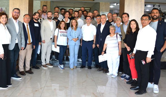 MEDYANIN GELECEĞİ MASAYA YATIRILDI