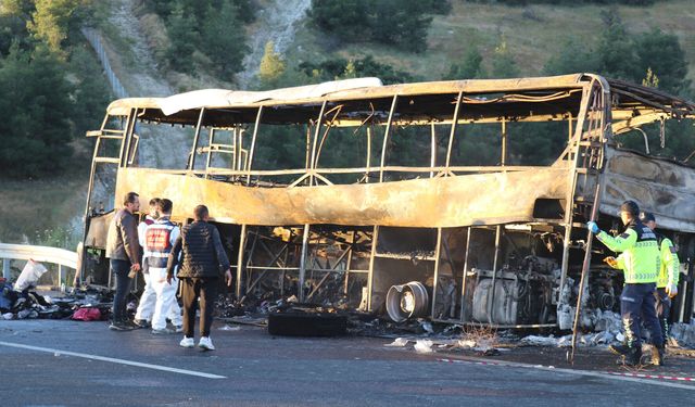 8 KİŞİNİN ÖLDÜĞÜ OTOBÜS KAZASINDA İHMAL İDDİASI