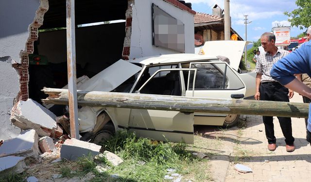 YAŞLI ÇİFT HAYATINI KAYBETTİ