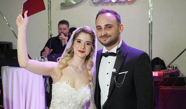 MUTLULUĞA YELKEN AÇTILAR